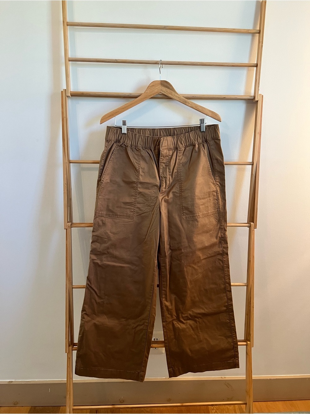 GAP Women’s Wide-Leg Chinos in Brown NWOT